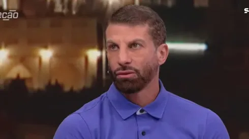 Pedrinho exalta desempenho do Botafogo no Brasileirão e faz alerta