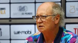 SP - Santos - 16/12/2022 - SANTOS F.C., APRESENTACAO ODAIR HELLMANN - O dirigente Falcao fala aos jornalistas durante apresentacao oficial de Odair Hellmann como tecnico do Santos em coletiva de imprensa realizada no Vila Belmiro. Foto: Fernanda Luz/AGIF