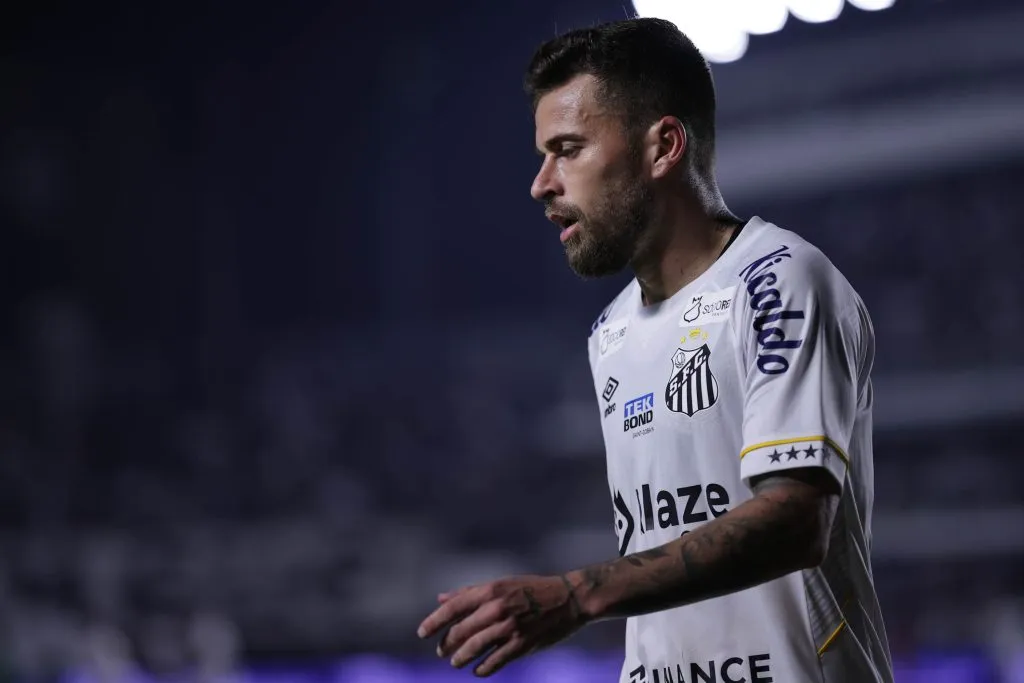 SP – SANTOS – 20/05/2023 – BRASILEIRO A 2023, SANTOS X PALMEIRAS – Lucas Lima jogador do Santos durante partida contra o Palmeiras no estadio Vila Belmiro pelo campeonato BRASILEIRO A 2023. Foto: Ettore Chiereguini/AGIF
