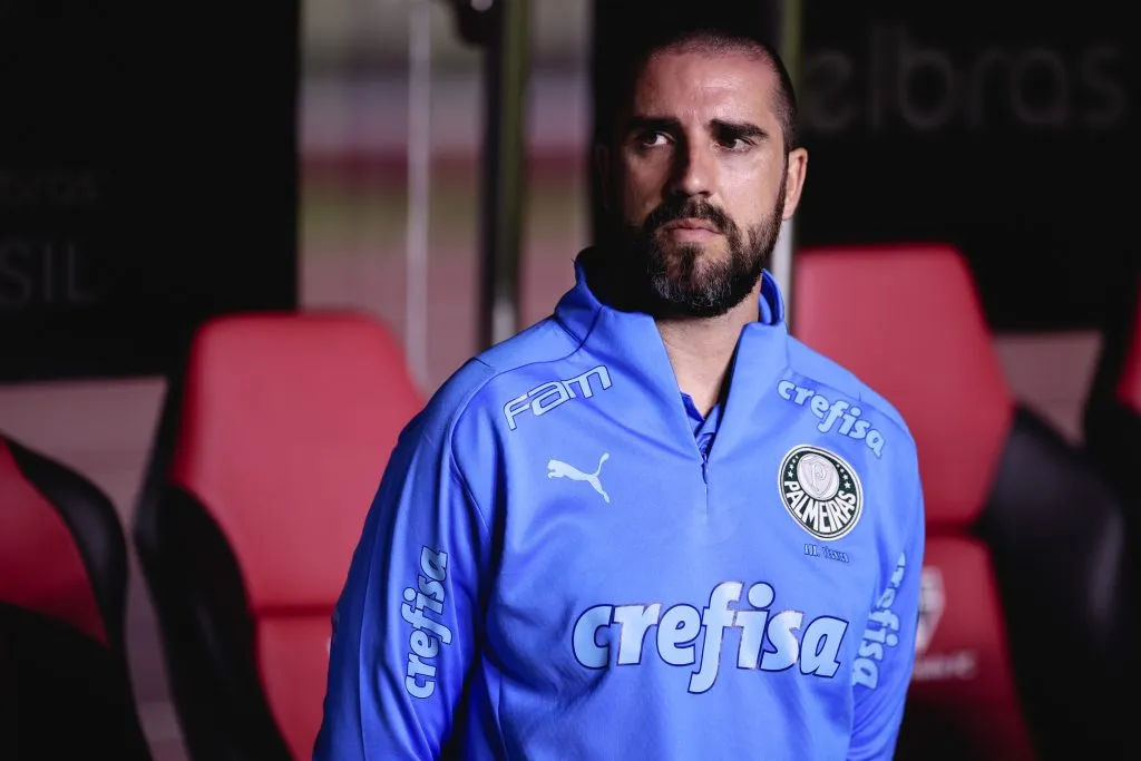 Foto: Ettore Chiereguini/AGIF – João Martins não perdoou Gustavo Scarpa