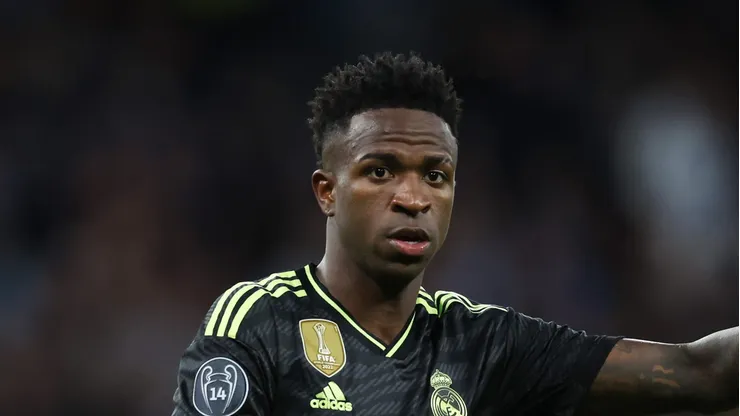 MANCHESTER, ENGLAND - MAY 17: Vinicius Junior of Real Madrid in action during the UEFA Champions League semi-final second leg match between Manchester City FC and Real Madrid at Etihad Stadium on May 17, 2023 in Manchester, England. (Photo by Clive Brunskill/Getty Images)