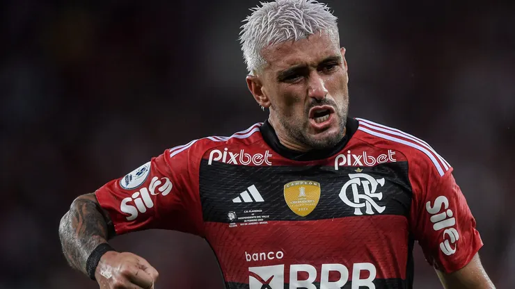 Foto: Thiago Ribeiro/AGIF - Nação quer o craque ao lado do atual camisa 14.