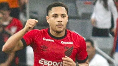 Gabriel Machado/AGIF - Vitor Roque, atacante do CAP.