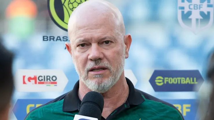 Gil Gomes/AGIF - Zago, treinador.