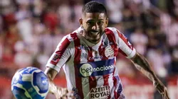 Foto: Rafael Vieira/AGIF - Jogador Diego Ferreira