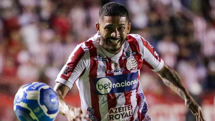 Foto: Rafael Vieira/AGIF - Jogador Diego Ferreira