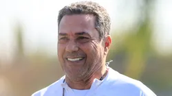 Luxemburgo está com 71 anos de idade.