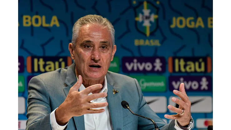 RJ - Rio de Janeiro - 07/11/2022 - CONVOCACAO SELECAO BRASILEIRA - Tite tecnico da Selecao Brasileira anuncia a lista com os 26 nomes convocados para disputar a Copa do Mundo de 2022 no Catar, nesta segunda feira (07), no auditorio da sede da CBF, na zona oeste do Rio de Janeiro. Foto: Thiago Ribeiro/AGIF