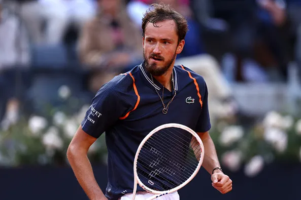 Medvedev, campeão em Roma na semana passada. Créditos: Alex Pantling/Getty Images