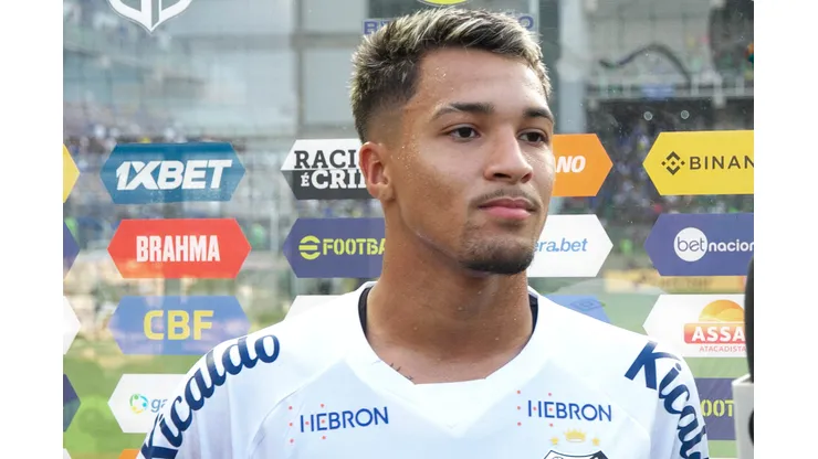 Foto: (Fernando Moreno/AGIF) - Marcos Leonardo pode ganhar um concorrente no Santos