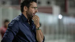 Valentim ganha reforço de última hora e deve mudar escalação do Atlético-GO