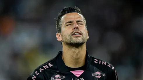 Foto: Thiago Ribeiro/AGIF - Fábio vai bem na Libertadores