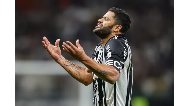 Foto: (Gilson Junio/AGIF) - Hulk pode perder o clássico entre Atlético e Cruzeiro