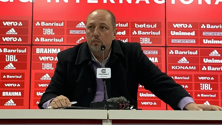 FOTO: Internacional - Barcellos, presidente do Internacional.