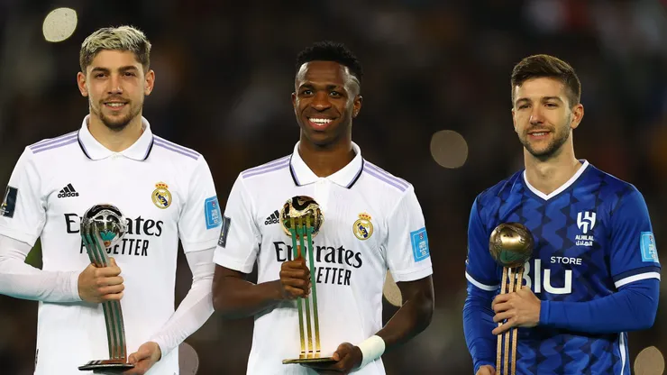 (Photo by Michael Steele/Getty Images) - Vietto ao lado de Valverde e Vini Jr. no Mundial de Clubes