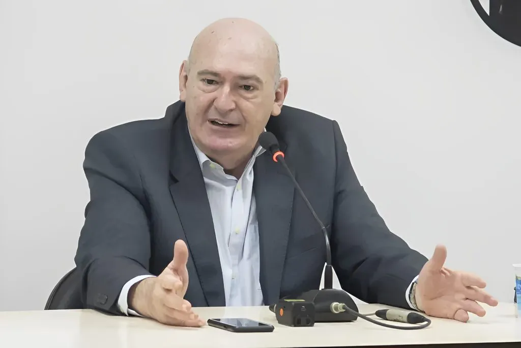 Foto: Divulgação – Andrés Rueda tem que tomar decisão sobre futuro de Odair Hellmann