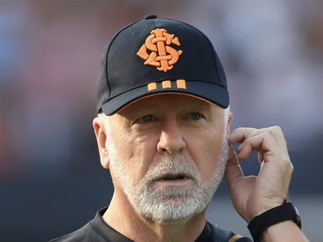 Vasco aprova titular de Mano Menezes por R$ 13 milhões