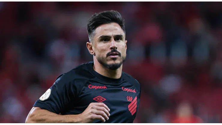 William Bigode está saindo do Santos para fechar com o América