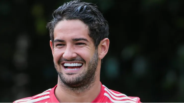 Marcello Zambrana/AGIF - Pato, atacante.