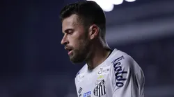 Foto: Ettore Chiereguini/AGIF - Lucas Lima prejudicou o Santos