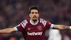 LONDON, ENGLAND - APRIL 26: Lucas Paqueta of West Ham United celebrates after scoring the team's first goal with teammates during the Premier League match between West Ham United and Liverpool FC at London Stadium on April 26, 2023 in London, England. (Photo by Julian Finney/Getty Images)
