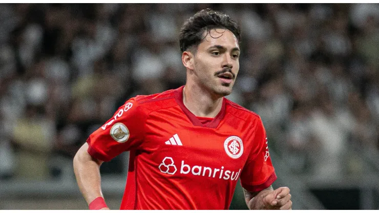 Mauricio jogador do Internacional durante partida contra o Atletico-MG no Mineirão pelo Brasileirão 2023. Foto: Fernando Moreno/AGIF