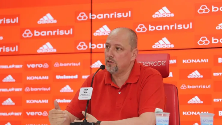 Foto: Divulgação/Inter - A gestão de Barcellos pode envolver o jogador em novo negócio