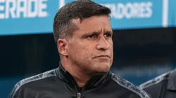 Foto: Robson Mafra/AGIF - Wesley Carvalho: interino está em alta no Athletico