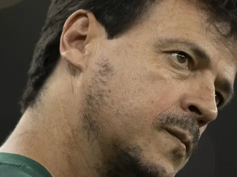 Diniz pistola após alfinetada de jornalista e aponta perseguição nociva ao Fluminense