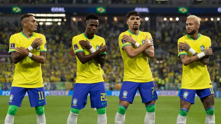Foto: Pedro Martins/AGIF - Raphinha, Vinícius Júnior, Lucas Paquetá e Neymar