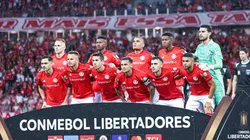 Jogadores do Internacional posam para foto antes na partida contra Nacional (URU) no Beira-Rio pela Libertadores 2023. Foto: Maxi Franzoi/AGIF