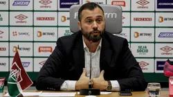 Bittencourt 'peita' jornalista e choca a todos no Fluminense