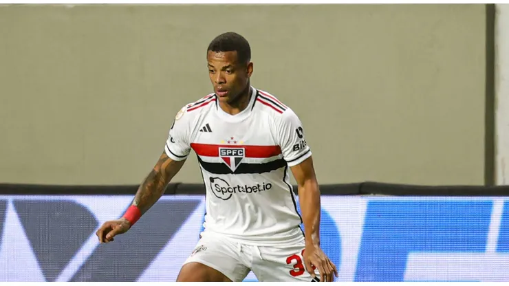 Caio Paulista, jogador do São Paulo durante partida contra o Cruzeiro no Independência pelo Brasileirão 2023. Foto: Gilson Lobo/AGIF