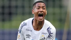 Foto: Gilson Junio/AGIF - Ângelo está de saída do Santos.