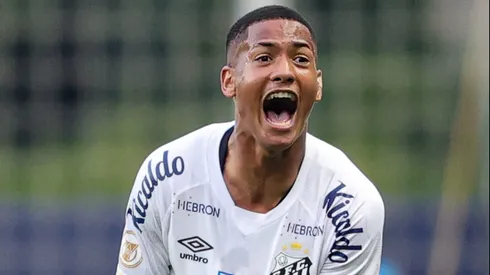 Foto: Gilson Junio/AGIF - Ângelo está de saída do Santos.
