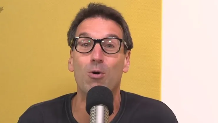 Arnaldo Ribeiro perde a paciência ao vivo e faz cobrança a Luís Castro