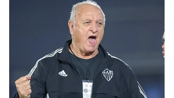 Meio-campista do Galo se torna xodó da torcida e de Felipão