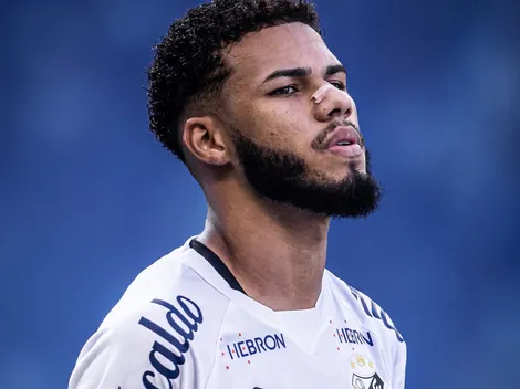 Nathan 'estraga' de vez clima no Santos e gravidade vira notícia no Vasco