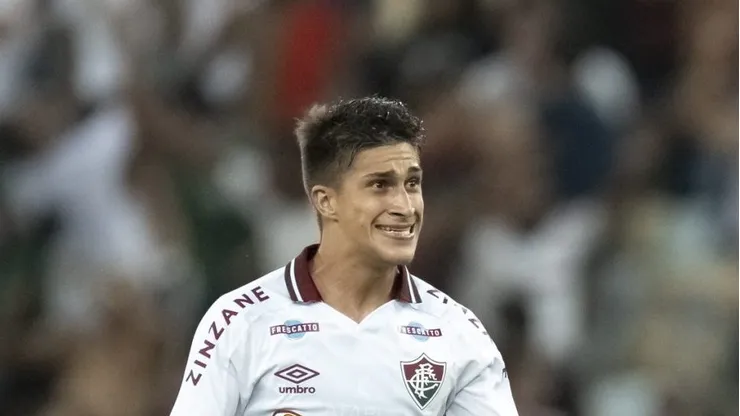 RJ - Rio de Janeiro - 08/03/2023 - CARIOCA 2023, FLAMENGO X FLUMINENSE - Gabriel Pirani jogador do Fluminense comemora gol durante partida contra o Flamengo no estadio Maracana pelo campeonato Carioca 2023. Foto: Jorge Rodrigues/AGIF