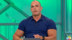 Mano perde a linha e 'solta os cachorros' em principal culpado no Corinthians