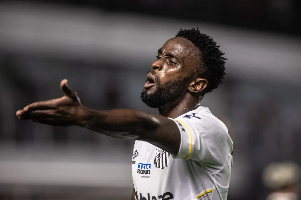 Abner Dourado/AGIF – Mendoza é um dos nomes que a direção santisat acredita que pode ‘salvar’ o time na temporada