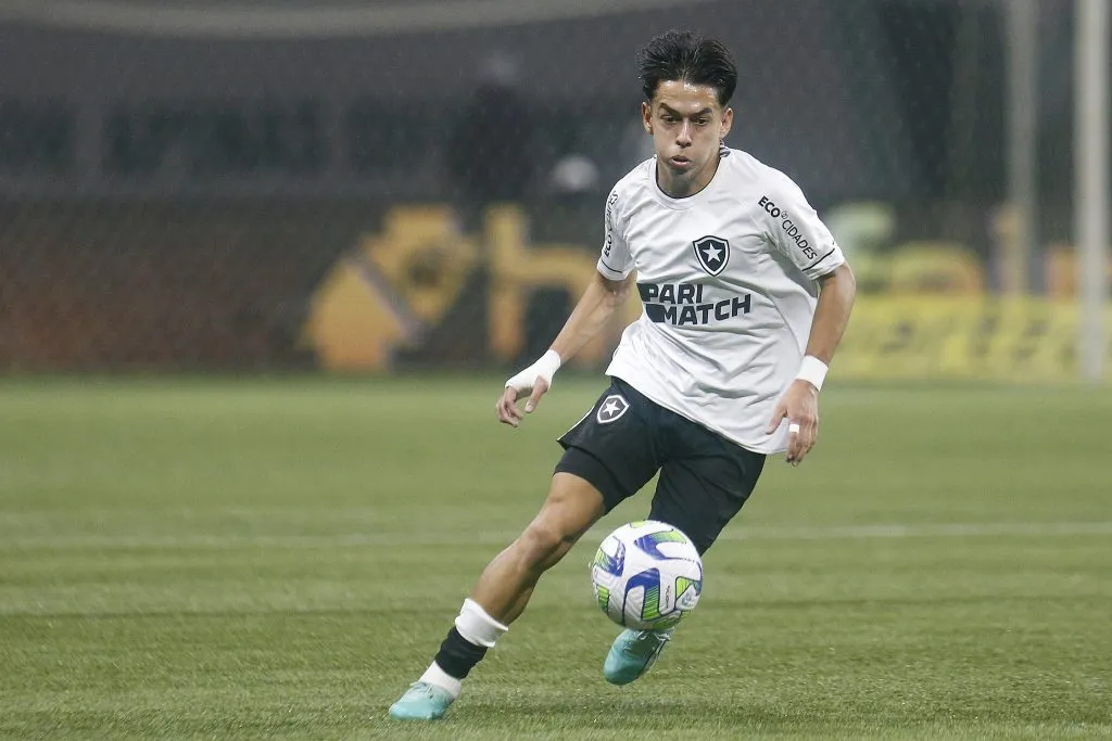 Foto: Vitor Silva/Botafogo – Segovia “acabou” com o jogo diante do Palmeiras com apenas 45 minutos em campo