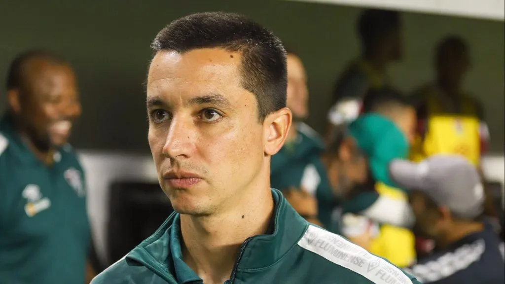 Foto: Fernanda Luz/AGIF – Eduardo Barros em 2022.