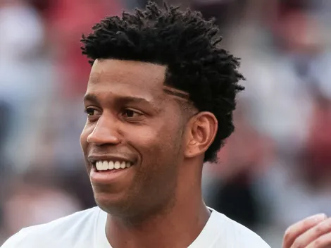 Gil minimiza situação do Corinthians e lamenta tropeço diante do Athletico