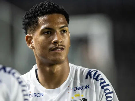 Ângelo causa 'tumulto' na Vila com entrevista após 'não' ao Flamengo