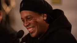 MG - Belo Horizonte - 21/05/2019 - Ronaldinho Gaucho homenageado no Mineirao - Atleta foi eternizado na calcada do Museu do Futebol, que contou ainda com uma exposicao de quadros produzidos pelo artista Camaleao em sua homenagem Foto: Marcelo Alvarenga/AGIF