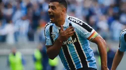 Maxi Franzoi/AGIF. Diego Souza é monitorado pelo Sport