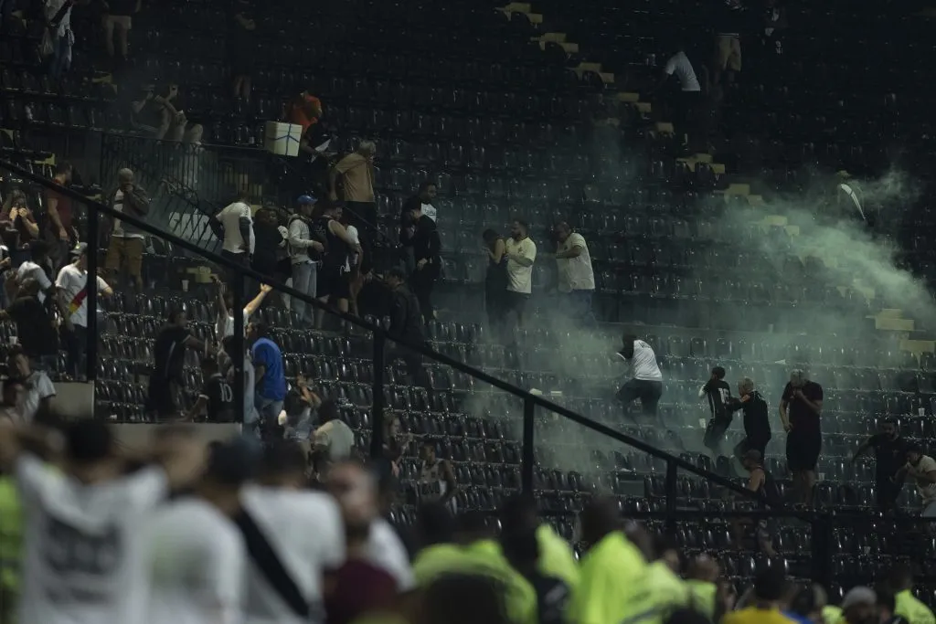 RJ - RIO DE JANEIRO - 22/06/2023 - BRASILEIRO A 2023, VASCO X GOIAS - Tumulto apos a partida no estadio Sao Januario pelo campeonato BRASILEIRO A 2023. Foto: Jorge Rodrigues/AGIF