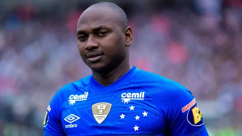 Foto: Thiago Ribeiro/AGIF - Sassá vem jogando bem no Amazonas FC