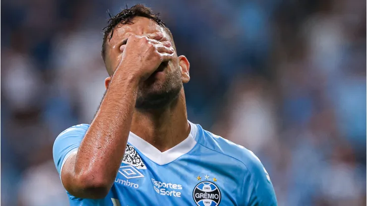 RS - Porto Alegre - 16/03/2023 - COPA DO BRASIL 2023, GREMIO X FERROVIARIO - Pepe jogador do Gremio lamenta chance perdida durante partida contra o Ferroviario no estadio Arena do Gremio pelo campeonato Copa do Brasil 2023.